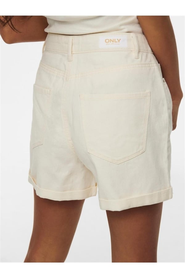 Only ONLVEGA HW MOM DNM SHORTS NOOS Bej Kadın Şort
