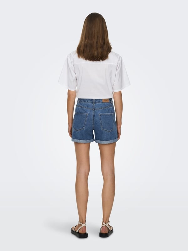 Only ONLVEGA HW MOM DNM SHORTS NOOS Mavi Kadın Şort