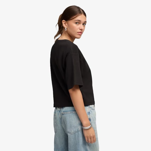 Puma ESS ELEVATED Tee Siyah Kadın T-Shirt
