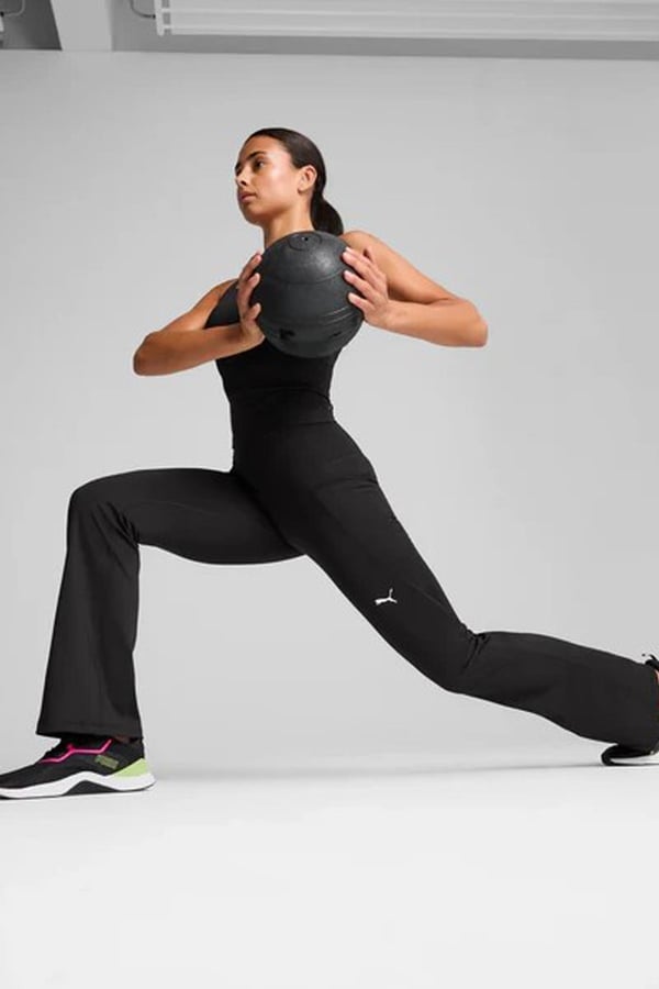 Puma W TAD ESSNTL HW BOOTCUT PANT Siyah Kadın Eşofman Alt