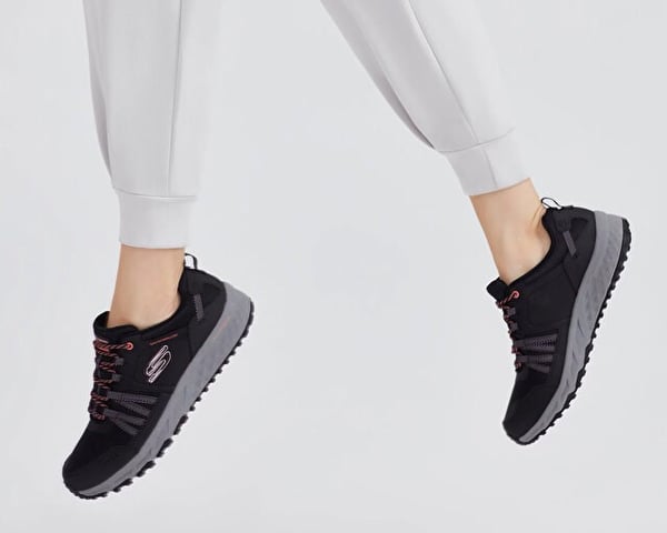 Skechers ESCAPE PLAN - ENDLESS PURSUİT Siyah Kadın Outdoor Ayakkabı