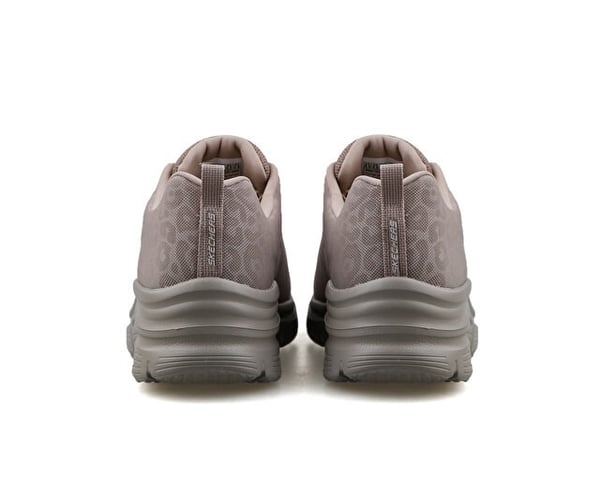 Skechers FASHİON FİT Bej Kadın Günlük Spor Ayakkabı