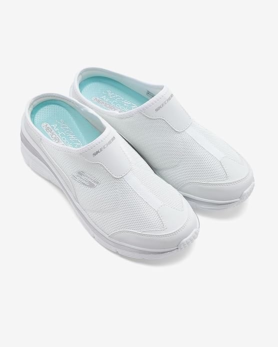 Skechers FASHİON FİT Beyaz Kadın Günlük Spor Ayakkabı