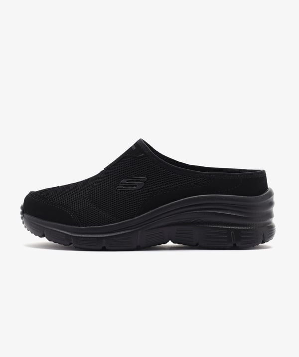 Skechers FASHİON FİT Siyah Kadın Günlük Spor Ayakkabı