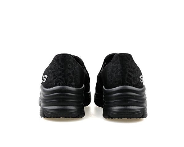 Skechers FASHİON FİT Siyah Kadın Günlük Spor Ayakkabı