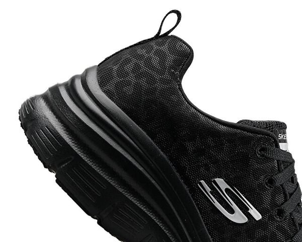 Skechers FASHİON FİT Siyah Kadın Günlük Spor Ayakkabı