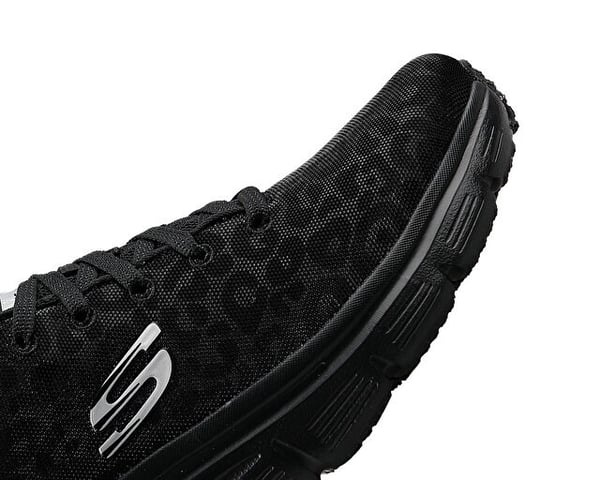 Skechers FASHİON FİT Siyah Kadın Günlük Spor Ayakkabı