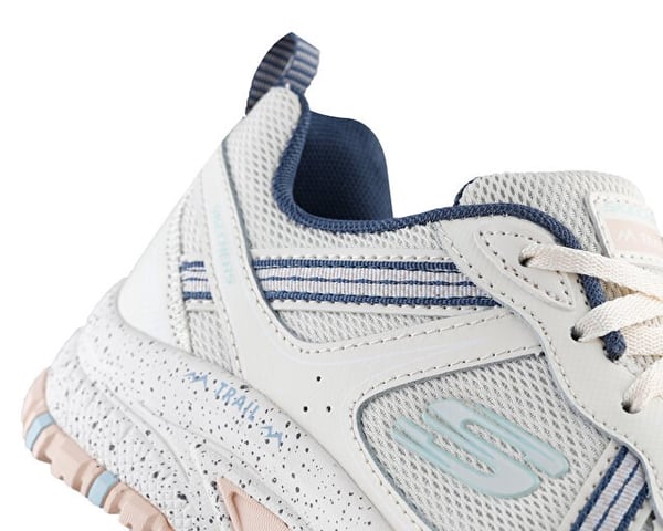 Skechers HİLLCREST  -  VAST ADVENTURE Beyaz Kadın Günlük Spor Ayakkabı