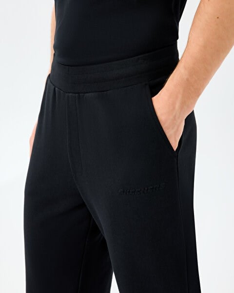 Skechers M Essential Regular Sweatpant Siyah Erkek Eşofman Alt