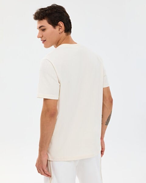 Skechers M Essential T-Shirt Beyaz Erkek T-Shirt