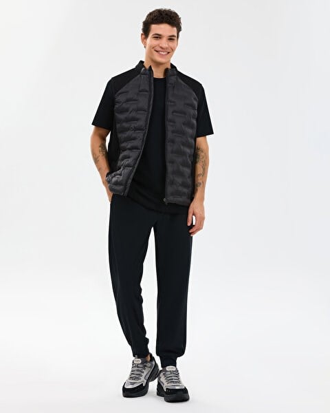 Skechers M Quilted Vest Siyah Erkek Yelek