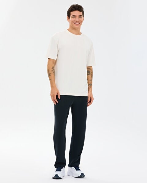 Skechers M Relaxed Fıt T-Shirt Beyaz Erkek T-Shirt