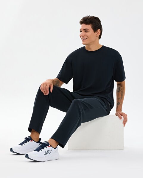 Skechers M Relaxed Fıt T-Shirt Siyah Erkek T-Shirt