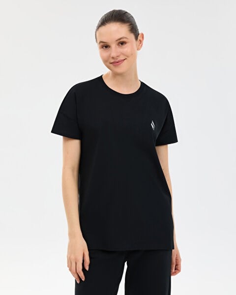 Skechers W Crew Neck Graphic Tee T-Shirt Siyah Kadın T-Shirt