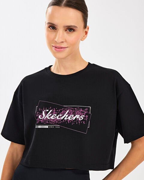 Skechers W Crop Fit Graphic Tee T-Shirt Siyah Kadın T-Shirt