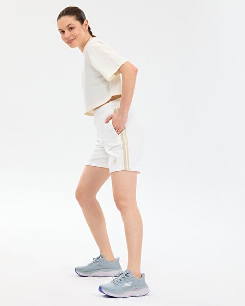 Skechers W Crop Graphic T-shirt Beyaz Kadın T-Shirt
