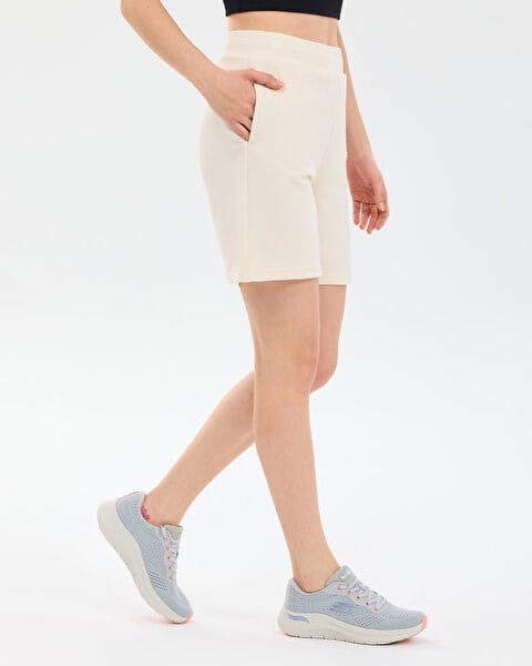 Skechers W Essential 5 Inch Sweat Short Sweat Short Beyaz Kadın Şort