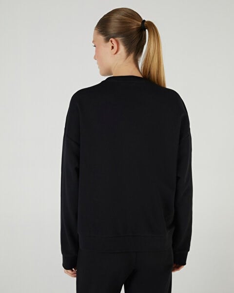 Skechers W ESSENTIAL CREW NECK SWEATSHIRT Siyah Kadın Sweatshirt