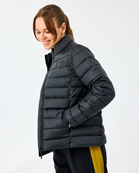 Skechers W Essential Outerwear Padded Jacket Siyah Kadın Ceket