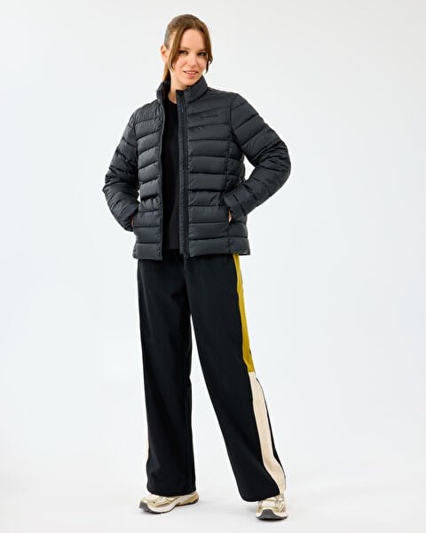 Skechers W Essential Outerwear Padded Jacket Siyah Kadın Ceket