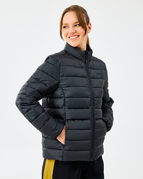Skechers W Essential Outerwear Padded Jacket Siyah Kadın Ceket