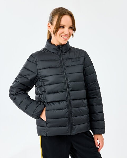 Skechers W Essential Outerwear Padded Jacket Siyah Kadın Ceket
