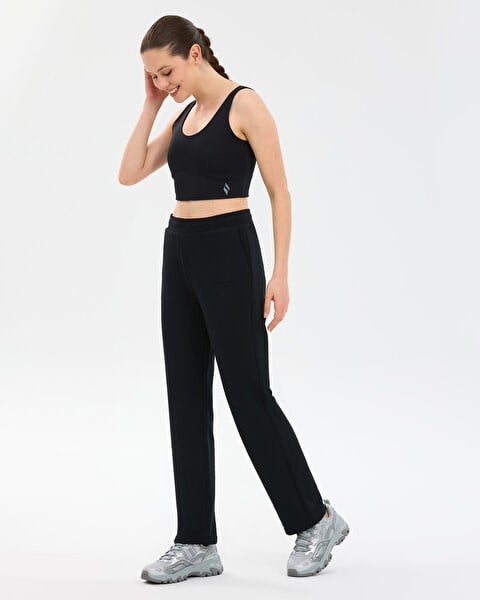 Skechers W Essential Regular Sweatpant Siyah Kadın Eşofman Alt