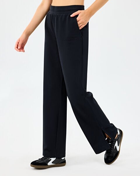 Skechers W Essential Wide Leg Regular Fit Sweatpant Siyah Kadın Eşofman Alt