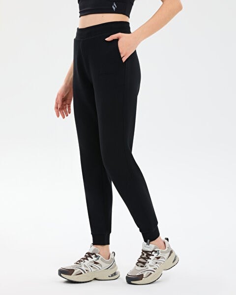 Skechers W Essentials Jogger Sweatpant Siyah Kadın Eşofman Alt