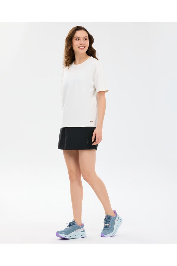 Skechers W Loose Fit T-shirt Beyaz Kadın T-Shirt