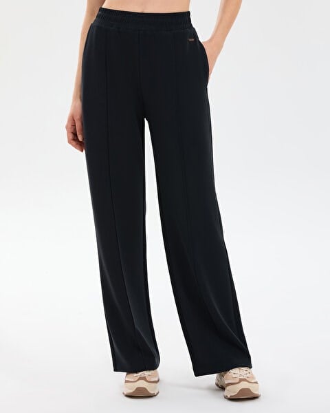 Skechers W Soft Touch Regular Sweatpant Siyah Kadın Eşofman Alt
