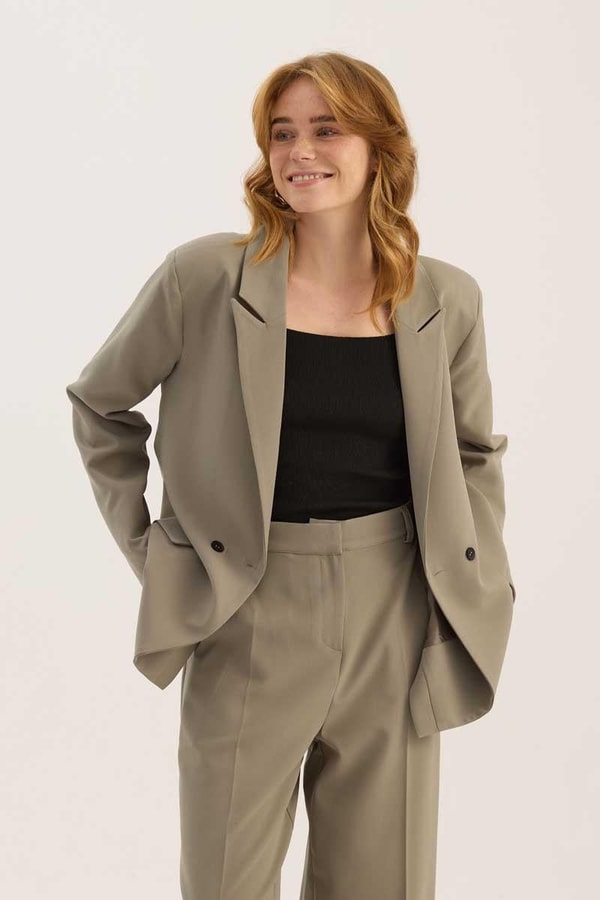 Klasik Kesim Blazer Çağla