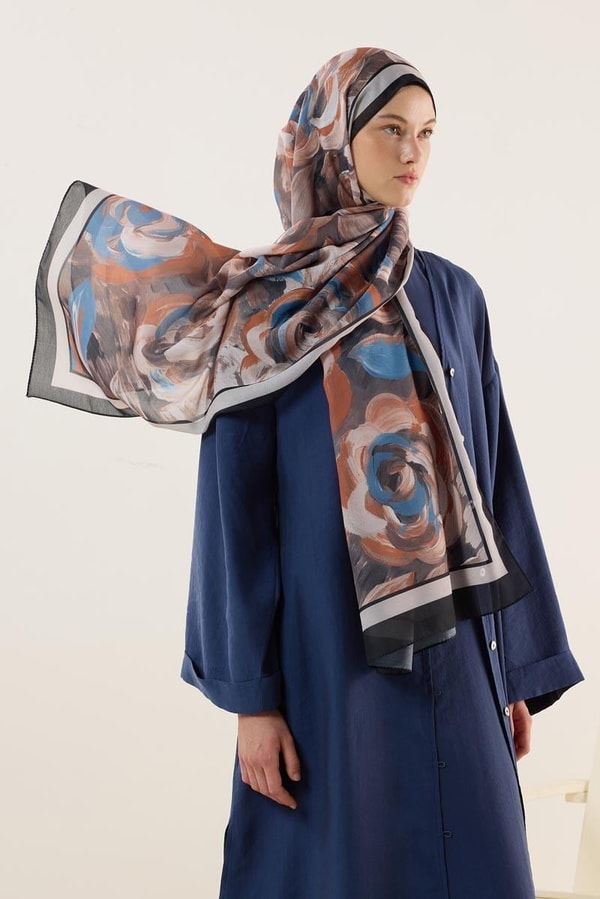 Pastel Çiçek Desenli Şal Siyah-Bej