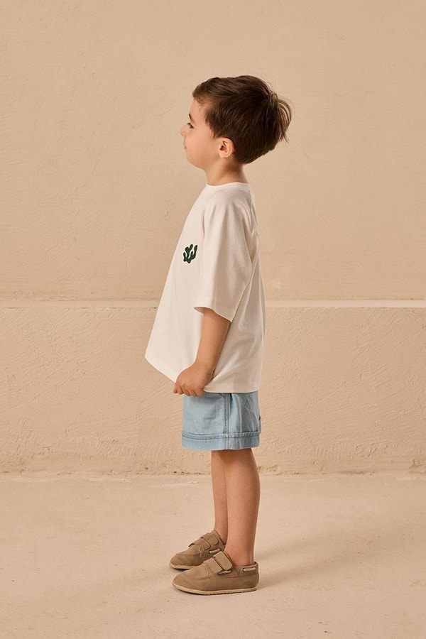 Reglan Kollu Nakışlı Çocuk Tshirt Ekru-Yosun Nakışlı