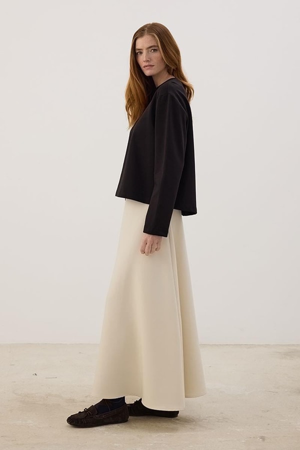Tok Duruşlu Basic Sweatshirt Siyah