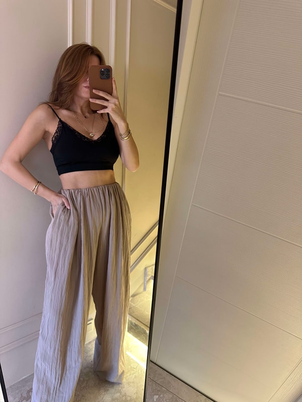 Bej Beli Lastikli Dökümlü Pantolon