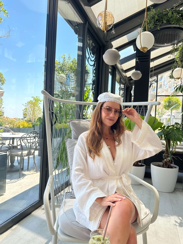 Beyaz Dantel Detaylı Kimono Ceket