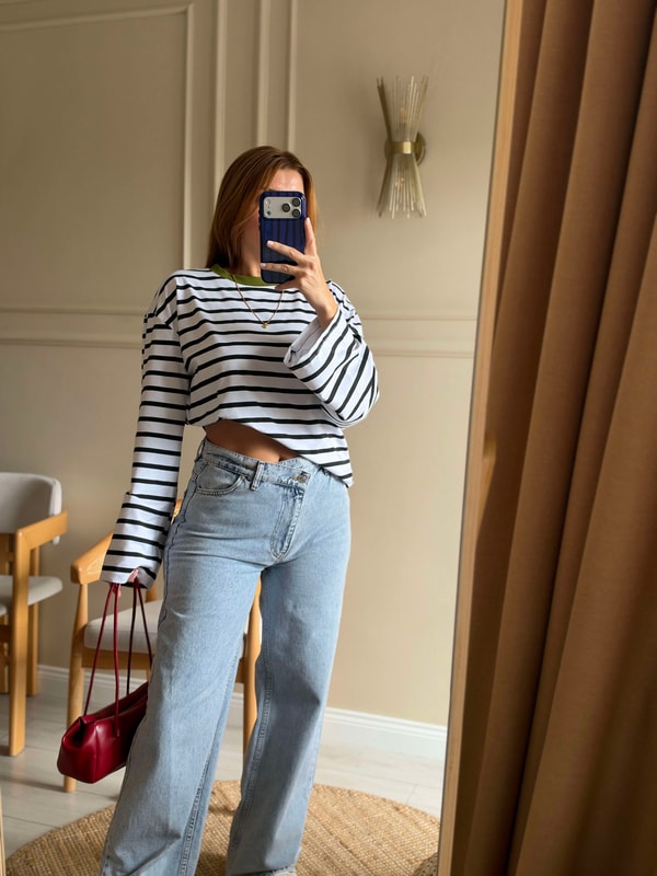 Boru Kol Çizgili Oversize Bluz - Beyaz
