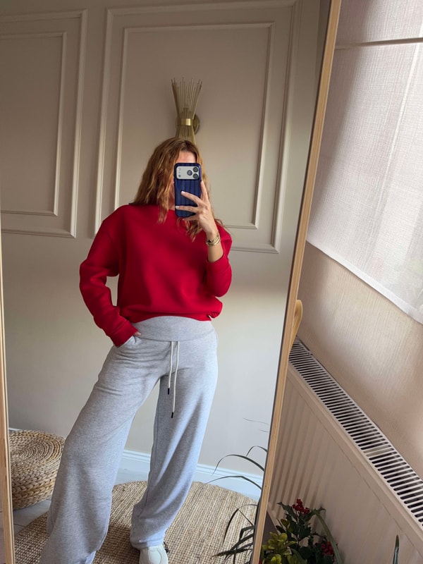 Kadın Bisiklet Yaka Şardonlu Sweatshirt - Kırmızı
