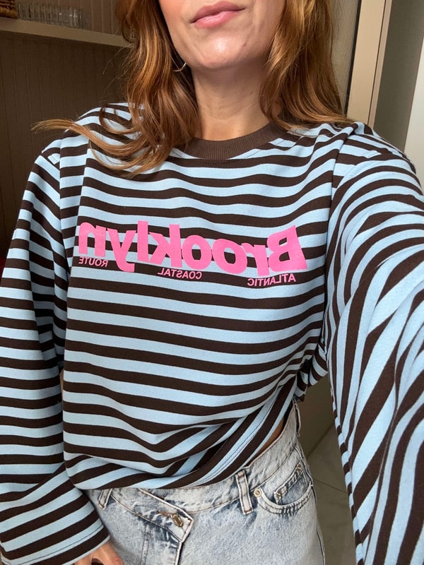 Kadın Brooklyn Baskılı Çizgili Sweatshirt - Mavi