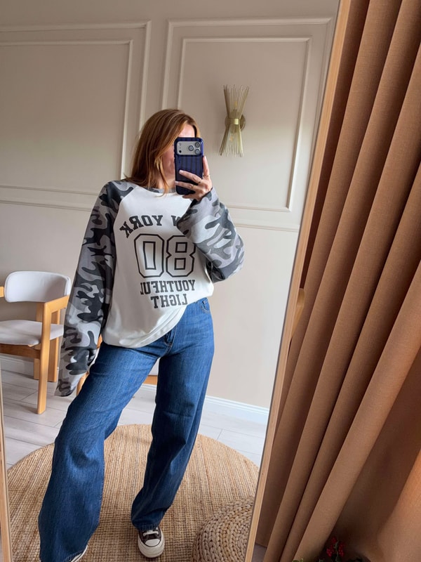 Kadın New York Kamuflaj Reglan Sweatshirt - Gri