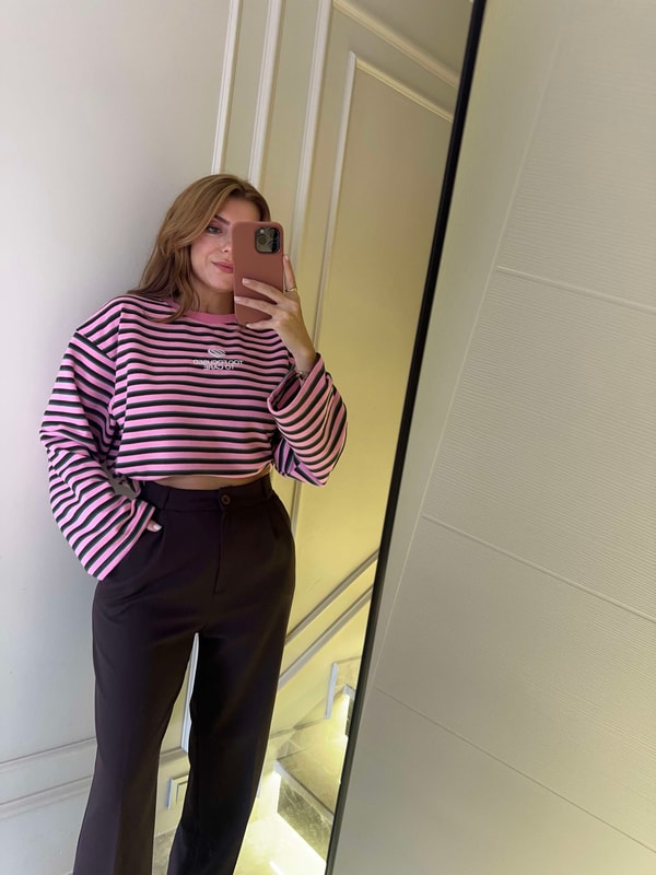 Kadın Too Focused Nakış Çizgili Sweatshirt - Pembe
