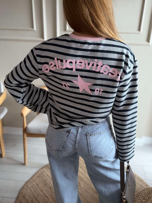 Nordıc Baskılı Pembe Yaka Çizgili Sweatshirt