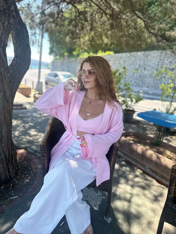 Pembe Dantel Detaylı Kimono Ceket