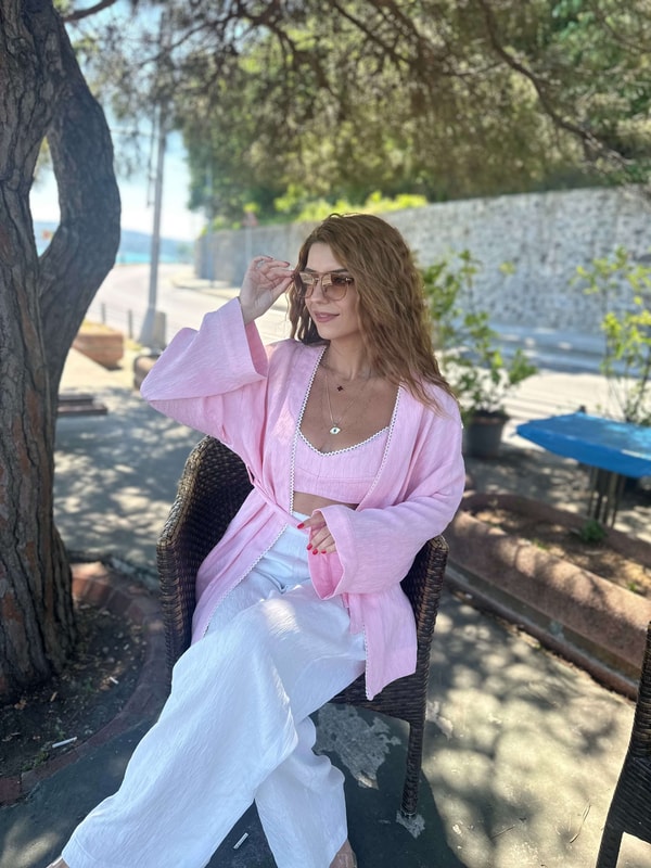 Pembe Dantel Detaylı Kimono Ceket