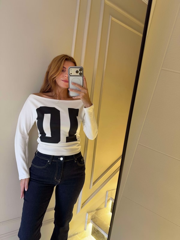 Büzgülü Bluz10 Yan Büzgü Kayık Yaka Bluz - Beyaz
