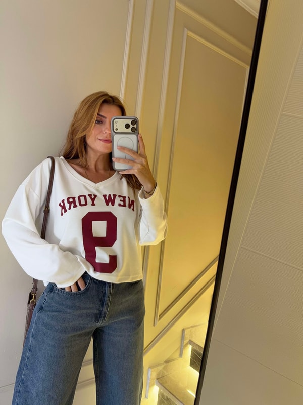 Uzun Kollu Bluz9 New York V Yaka Bluz - Beyaz