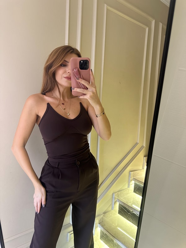Askılı BluzAcı Kahve Hayalet Askı Kaplı Bluz