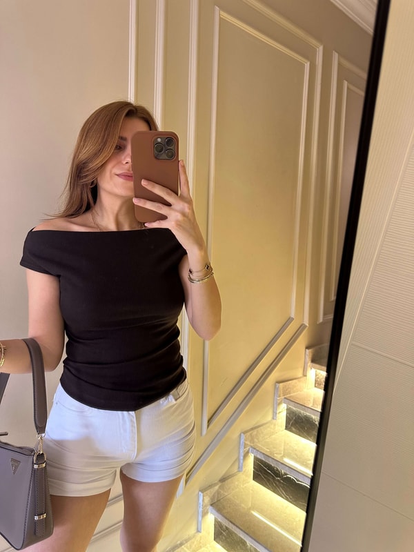 Sıfır Kol BluzAcı Kahve Kayık Yaka Fitilli Bluz