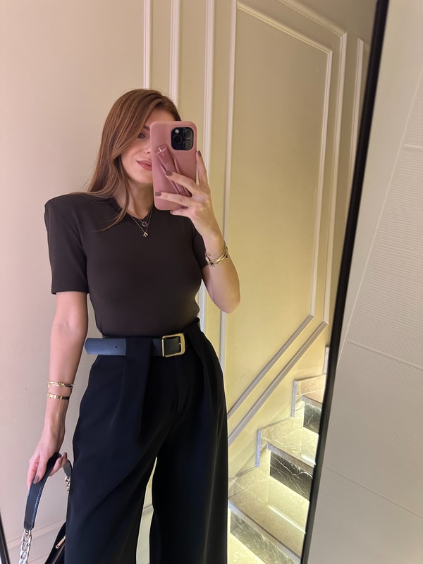 BluzAcı Kahve V Yaka Vatkalı Viskon Çıtçıtlı Bodysuit